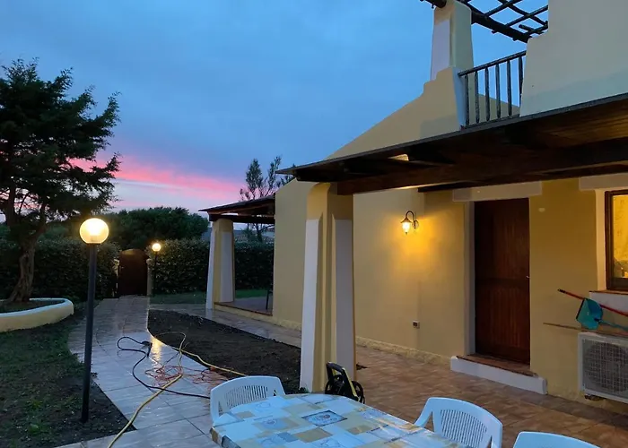 - Piscina Privata Ed Esclusiva Villa Stintino